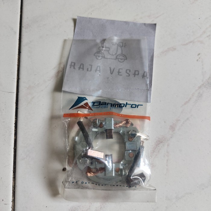 Arang Dinamo Stater Vespa Danmotor / Carbon Brush AS27