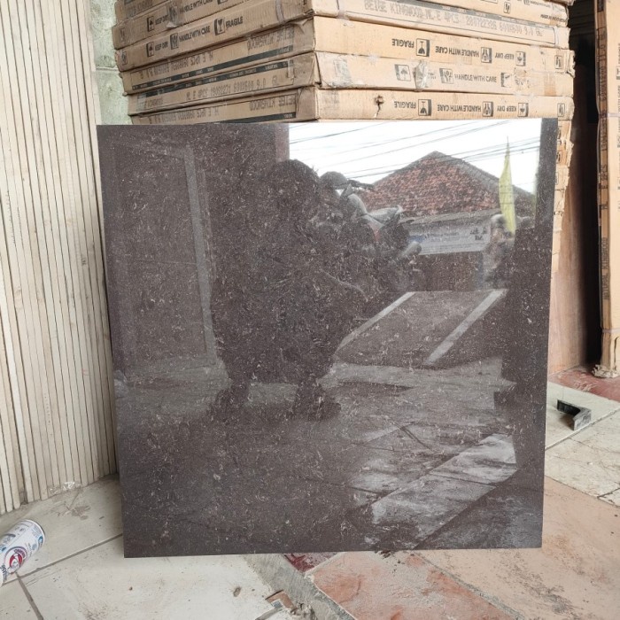 granit lantai 60x60 garuda crytsall dark grey double loading