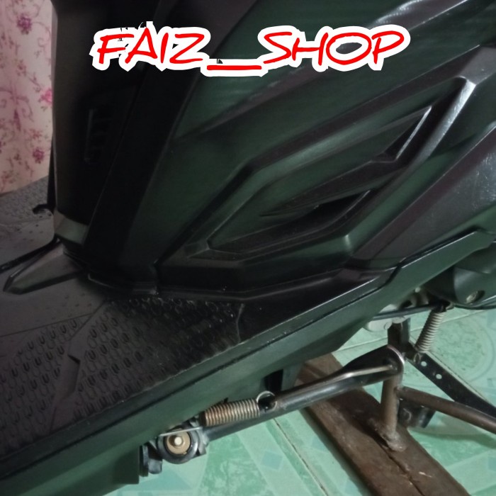 Penghitam Body Plastik Motor/Mobil Permanen BlackFix 100ML