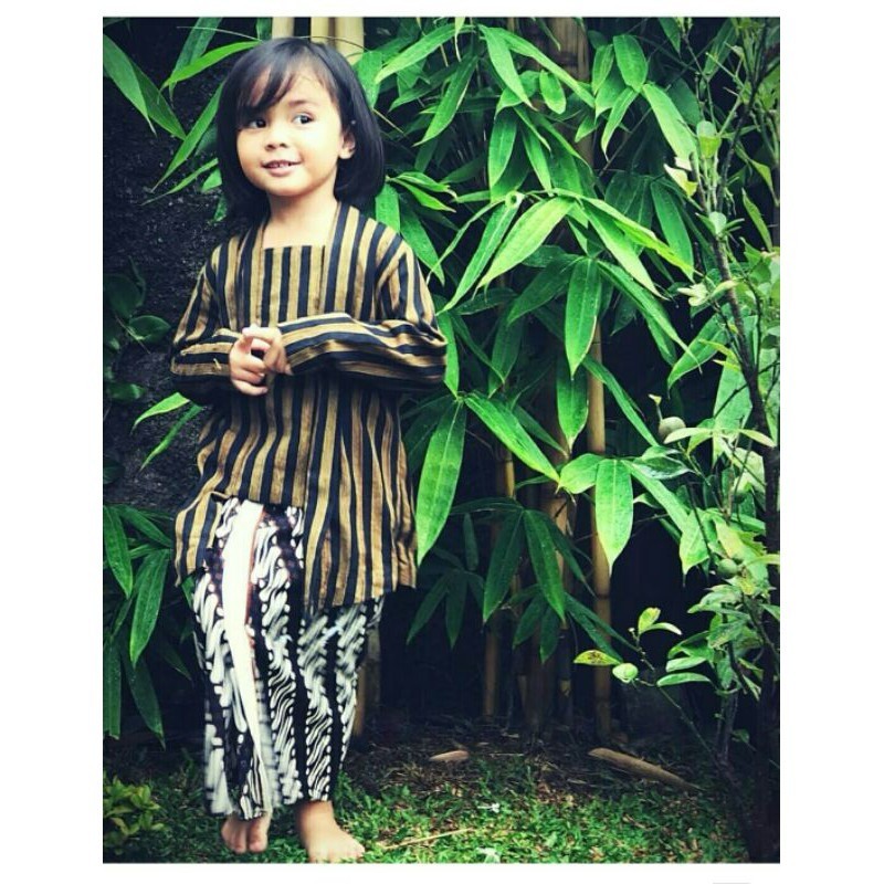 LURIK setelan kebaya lurik anak(baju+rok)/setelan kebaya tradisional