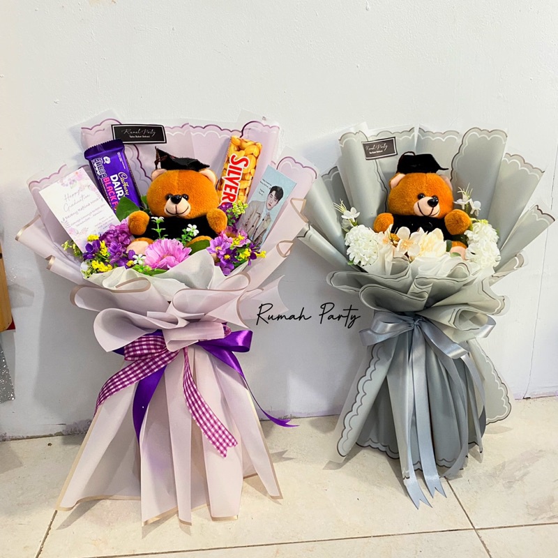 

Buket Boneka Wisuda / Buket Wisuda / Kado Wisuda