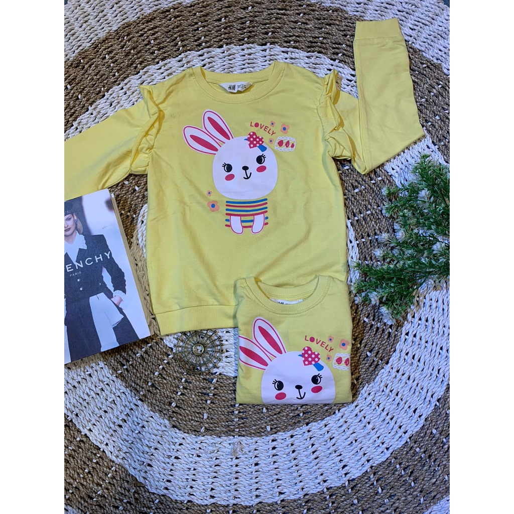 SWEATER BUNNY KUNING ANAK PEREMPUAN - BRAND H&M - SWEATER ANAK - BRAND ORIGINAL - KIDS FACTORY OUTLE