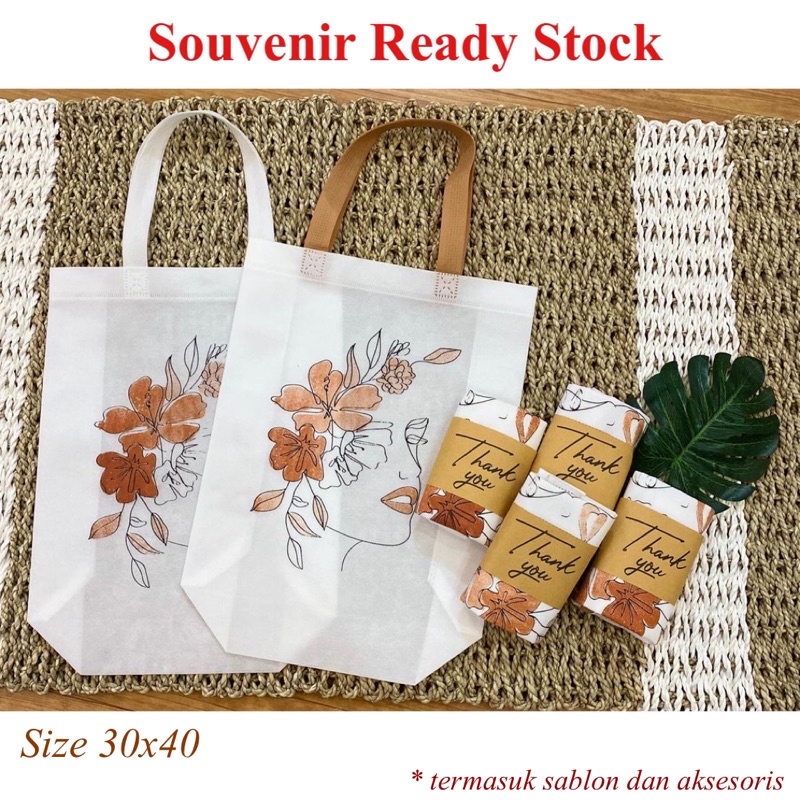

(READY STOK) Tas Goodiebag Standing Tali 30 x 40 souvenir goodie bag spunbond laken