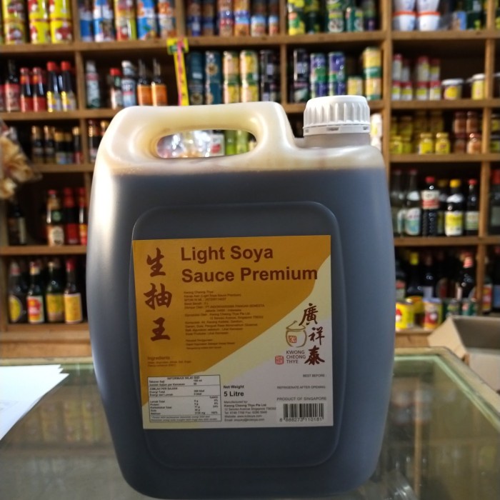 

KCT Kwong Cheong Thye Light Soya Sauce Premium/ Kecap Asin 5liter