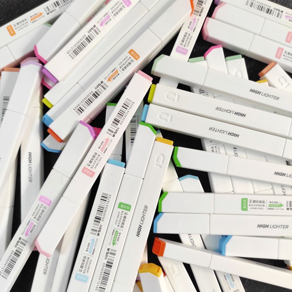 

M&G Highlighter / Penanda Berwarna AHMU1602