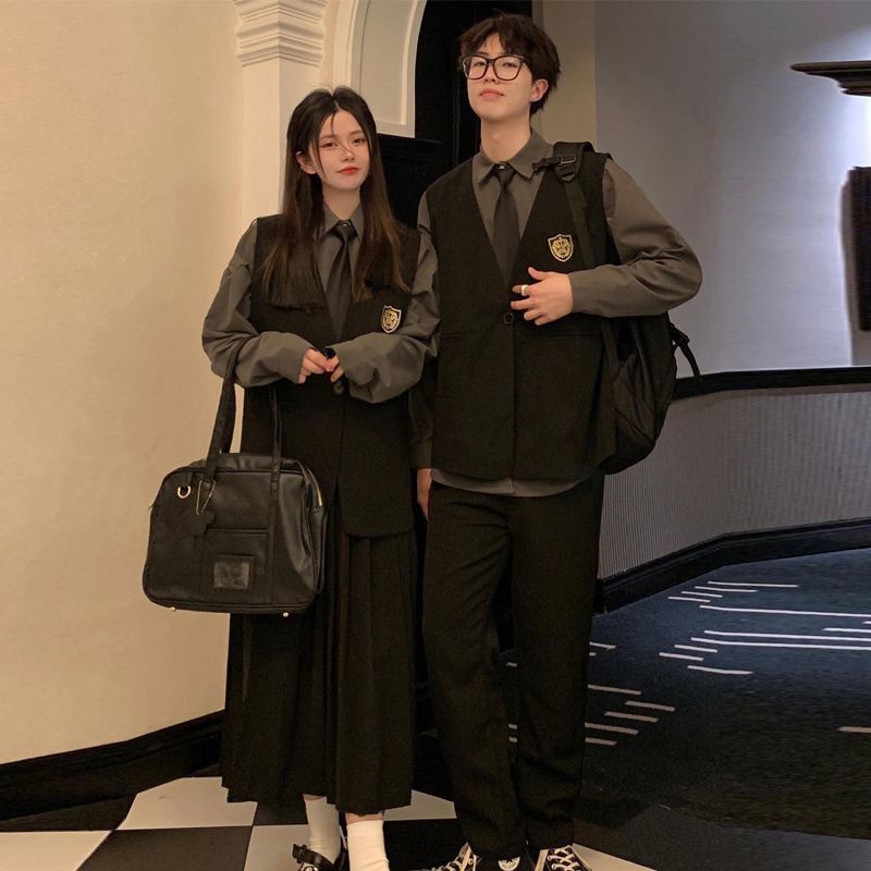 Korean version of class uniform set for middle and high school students, British Academy style autum