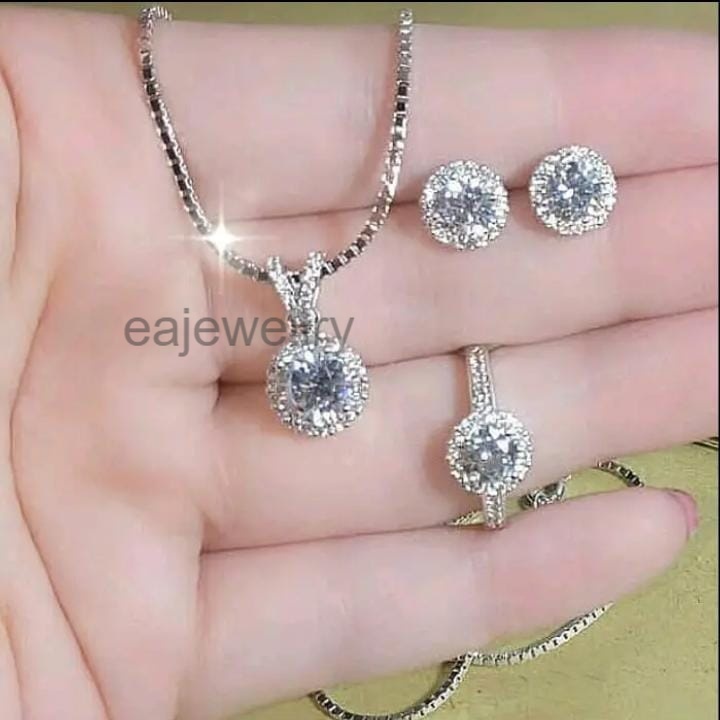 Titanium Paket Perhiasan 1 Set Silver Lapis Emas 24 Karat