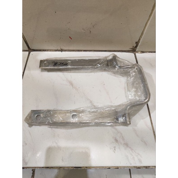 Pegangan Behel Breket Jok Samping Vespa Excel