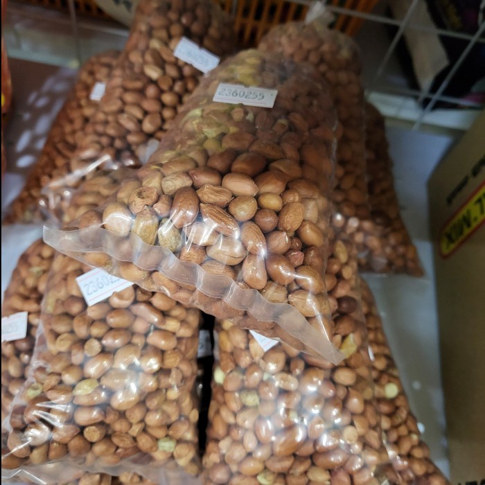 

Kacang Tanah Mentah Kulit 250 Gram-2360255