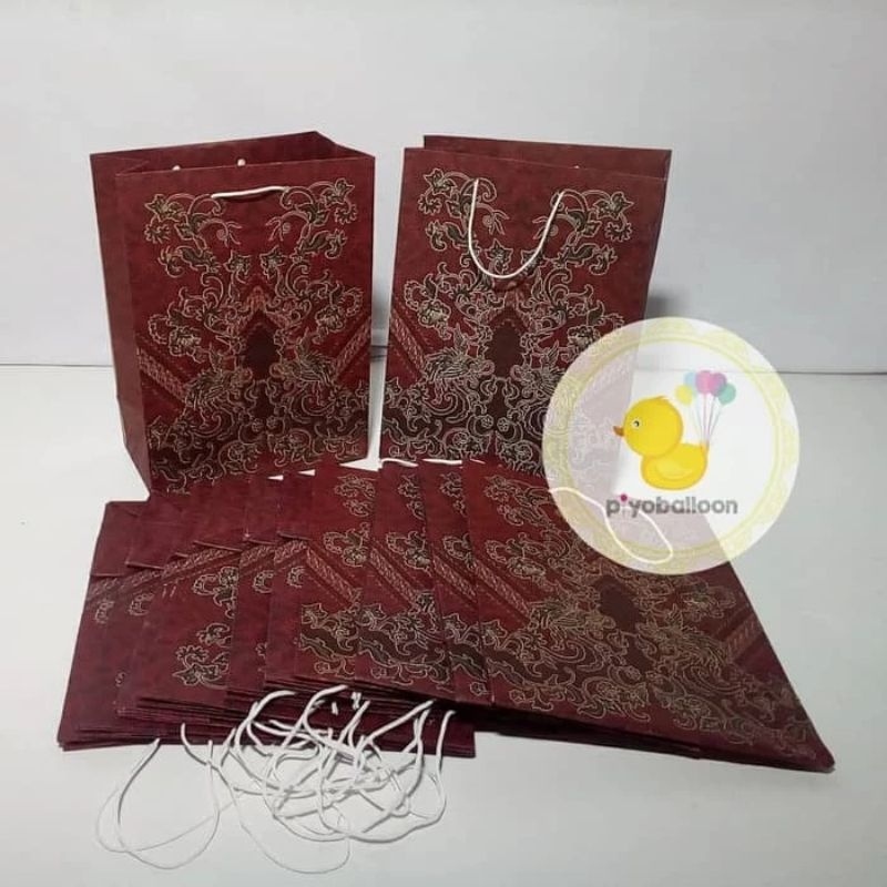 

Paper Bag Tas Hadiah Motif Batik