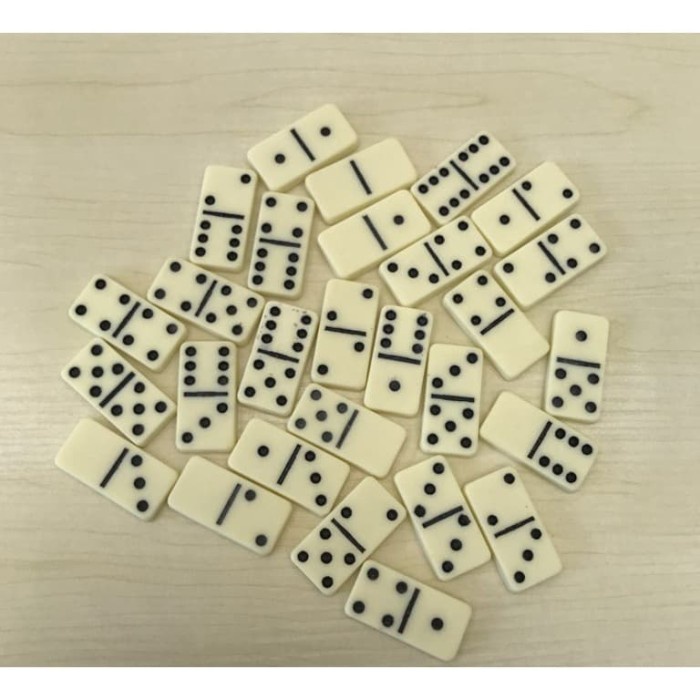 Terlaris ✨ -Batu Domino Pro Panjang 5cm Lebar 2.5cm Ketebalan 0.9cm Berat 16gram