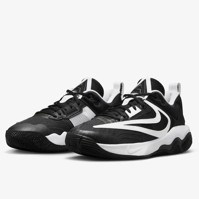 Terlaris ✨ -Sepatu Basket  Nike Original Giannis Immortality 3 Ep Black White Dz75 - 4~(36)