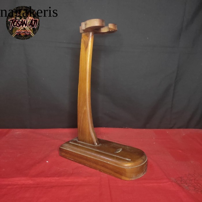 

Jagrak Stand Keris Bahan Kayu Jati Model Minimalis Finishing Plituran terbaru