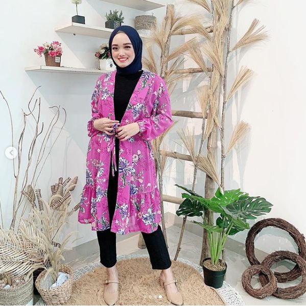 BAJU OUTER ARIEL OUTER / KARDIGAN / CARDIGAN KEKINIAN MOTIF