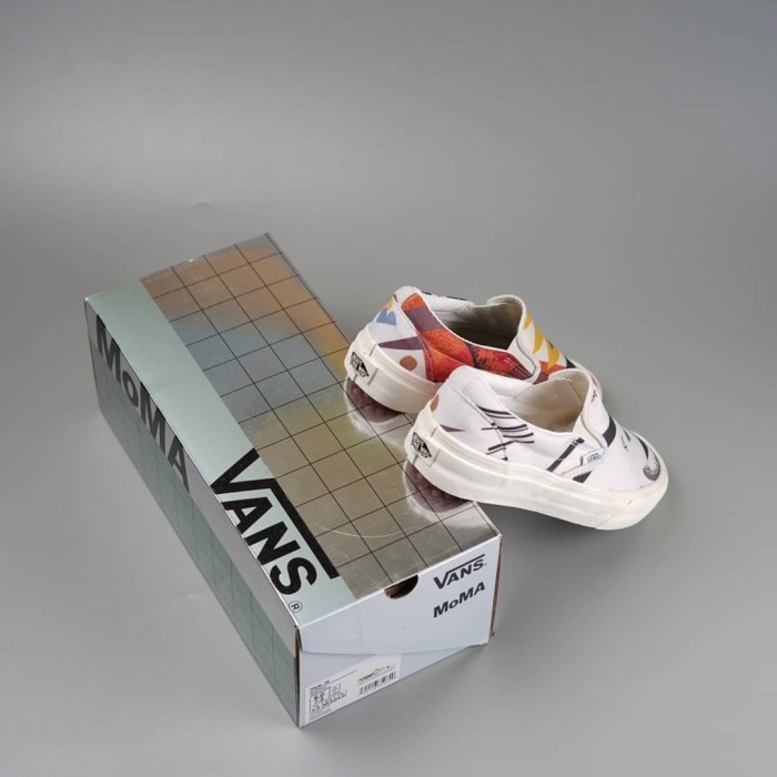 SALE -vans Slip On X Moma Classic Vasliy Kandinsky Original - Putih, 37- 1.2.23