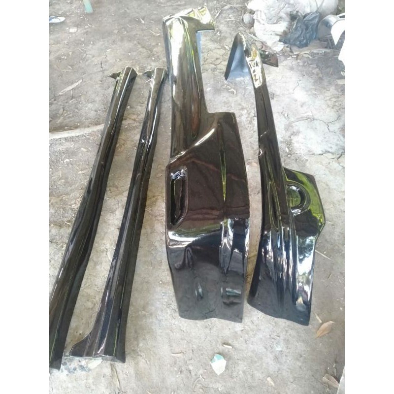 bodykit livina bagian samping aja TERMURAH DI INDONESIA
