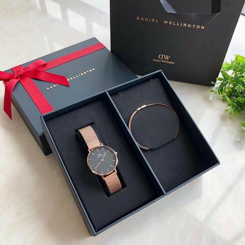 (Daniel Wellington) - Jam Tangan Original Wanita Petite Plus Gelang Free Box Dan Paperbag Original 1
