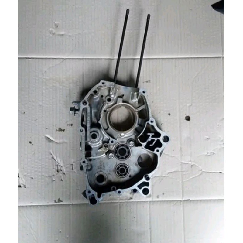 CRANKCASE KANAN KALTER MESIN KANAN HONDA REVO ABSOLUT BLADE 110 KARBURATOR Original Lepasan Motor