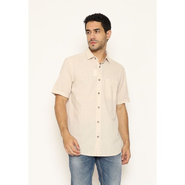 Lois Kemeja Pria Lengan Pendek Katun Lois Jeans KLS515