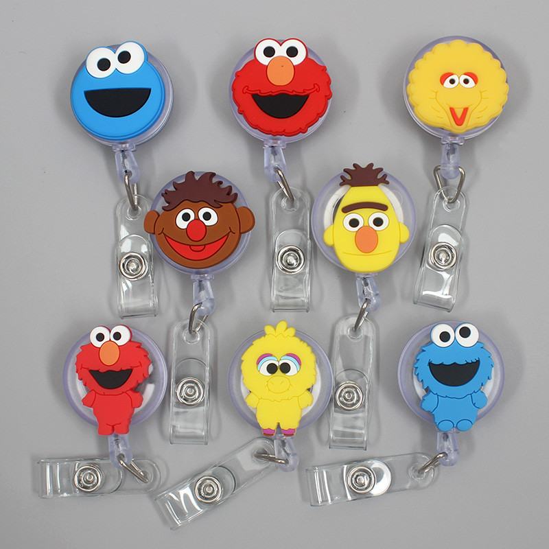 

Cartoon Blue Bread Boy Retractable Creative Badge Reel Students Nurse Girl Exhibition Enfermera Name Card Chest Bear Card Holder