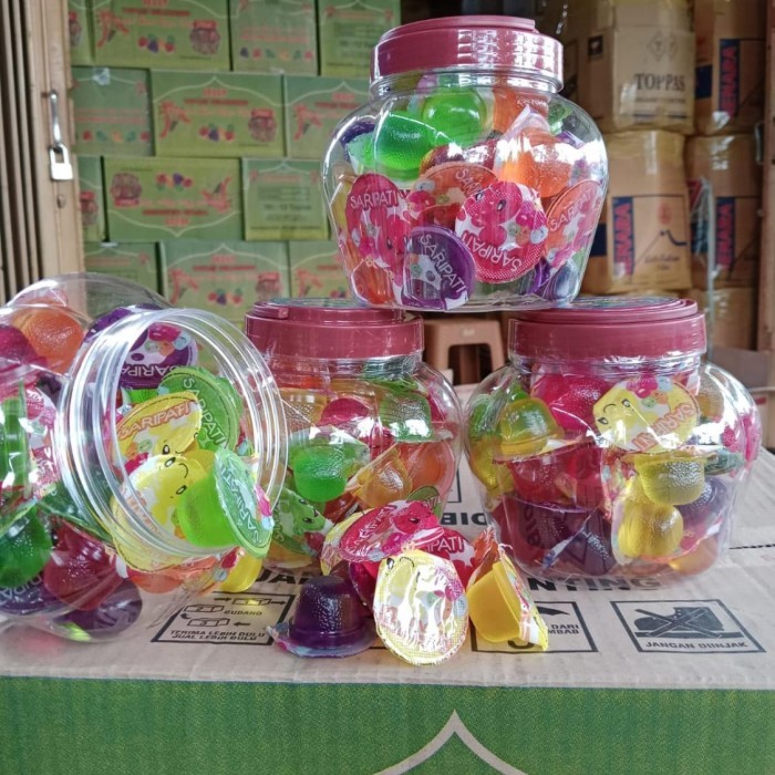 

JELLY SARIPATI 1 toples isi 50 bji cup jelly Aneka rasa