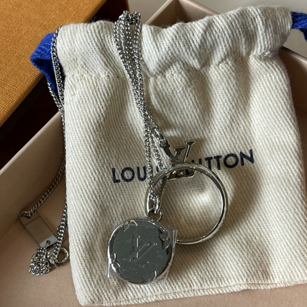 【bekas asli】（ M62485） Louis Vuitton MONOGRAM/Kalung Liontin Cincin/Kalung Cincin Berukir Pola