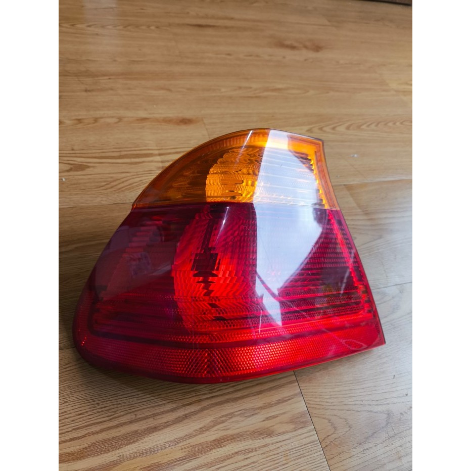 Stoplamp Lampu Belakang BMW E46 KIRI