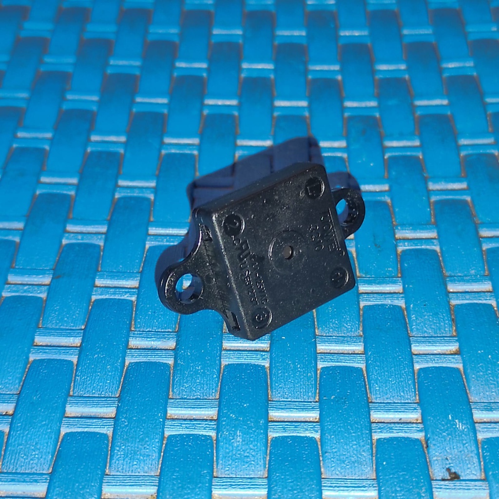 SAKLAR PUTAR SEKAI KIPAS BESI HFN1655PO 16" DESK FAN TORNADO ORIGINAL