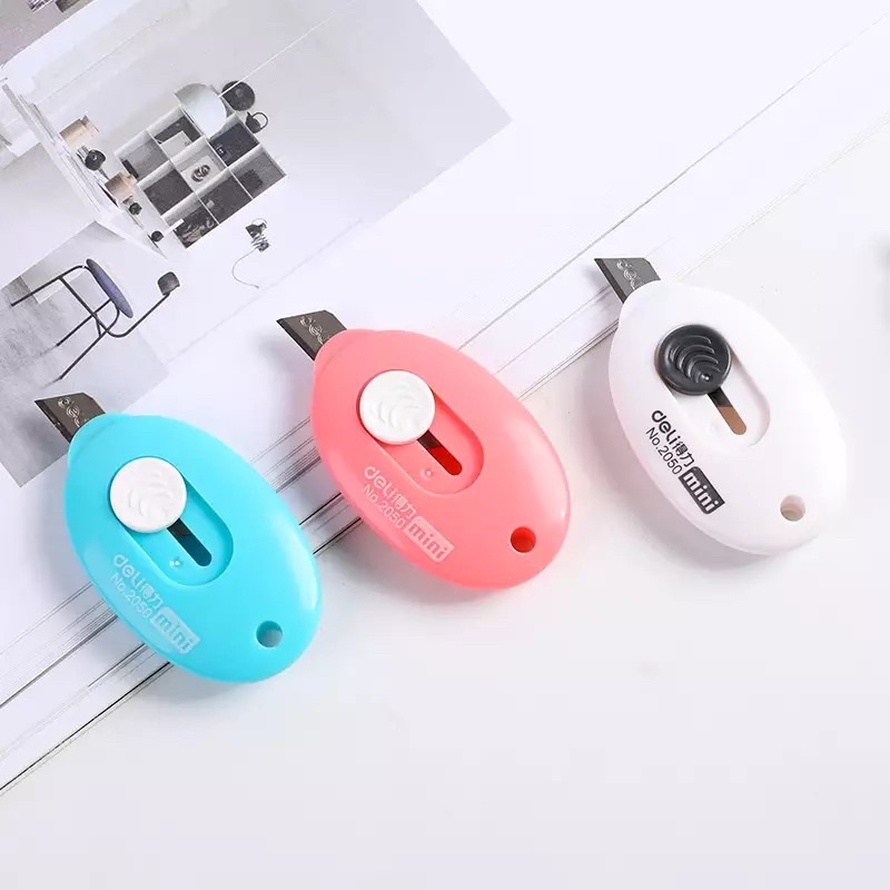 

Mini Cutter Traveling/ Pemotong Kertas/ Gantungan Kunci Portable Multifungsi