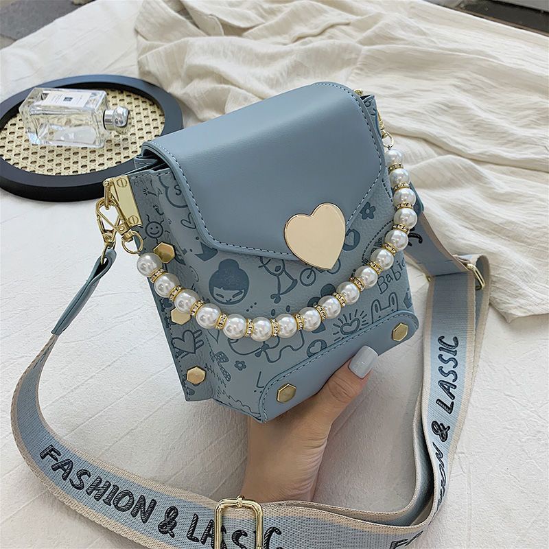 Pearl Chain Handheld Little Bag Girl