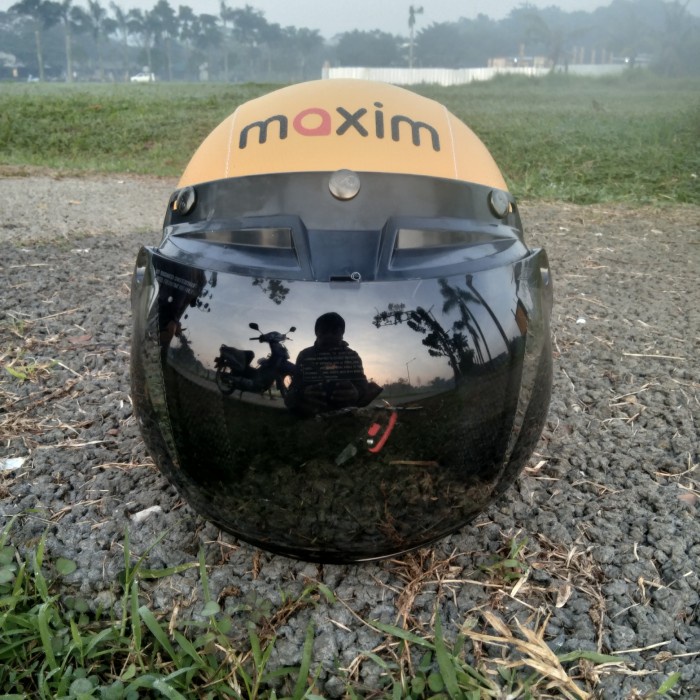 helm retro bogo dewasa motif Maxim
