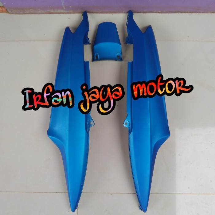 Cover body belakang Yamaha Mio Smile biru doff