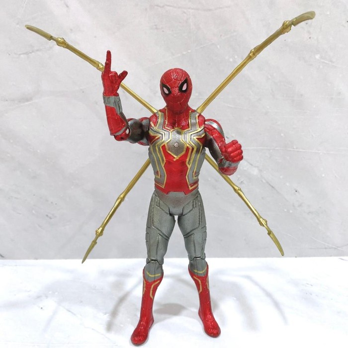 Action Figure Spiderman Iron - B