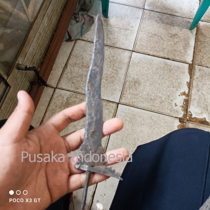 keris jangkung omyang jimbe kembar ori sepuh majapahit bk megantara se bisa dibandingkan dgn toko yg