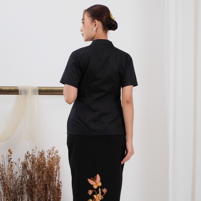 

Kebaya kutubaru etnik nala lengan pendek meradelima katun jepang hitam - M