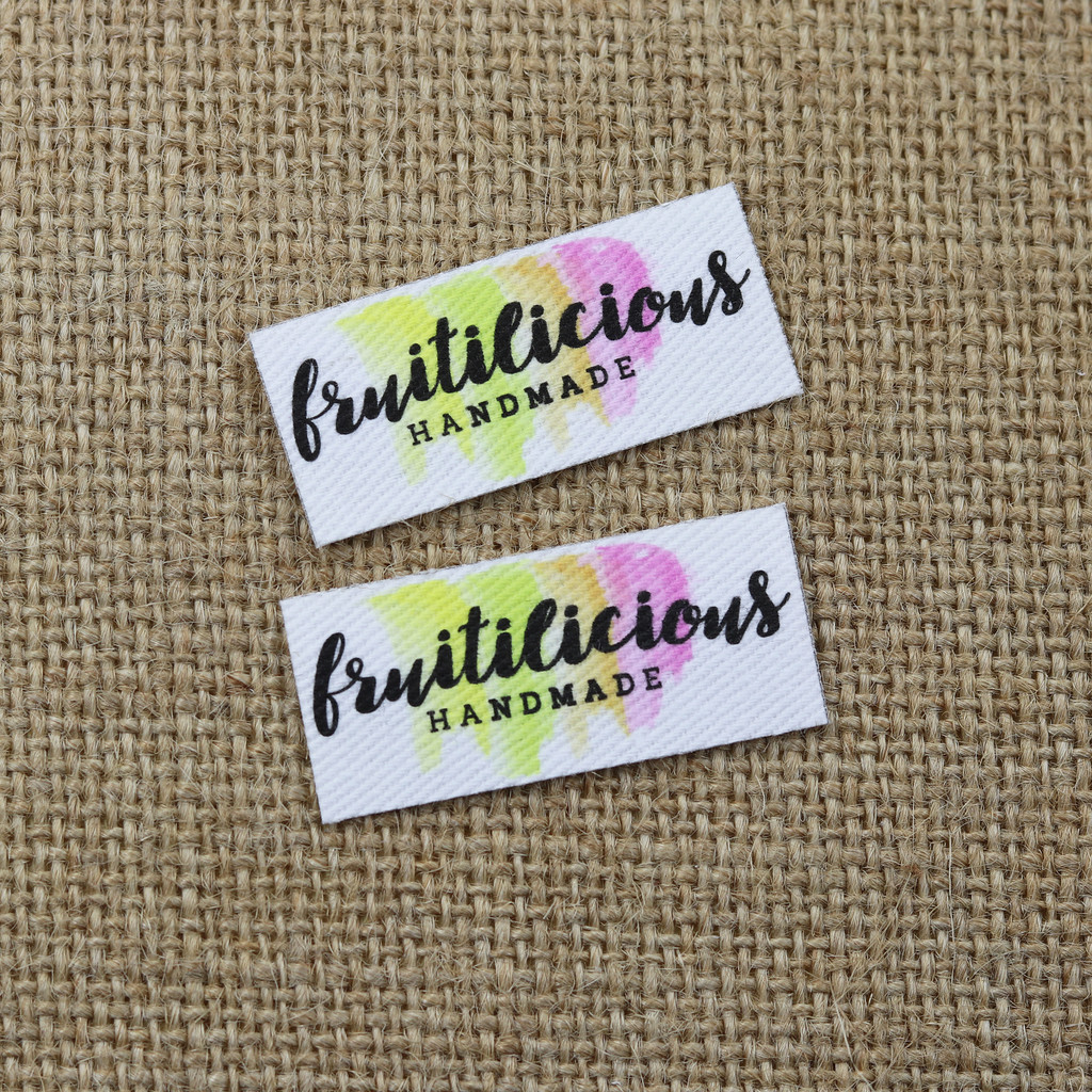 

132pieces Custom Ironing Labels, Custom Clothing Labels, Text, iron on , Organic Cotton Fabric Name Label (a24)