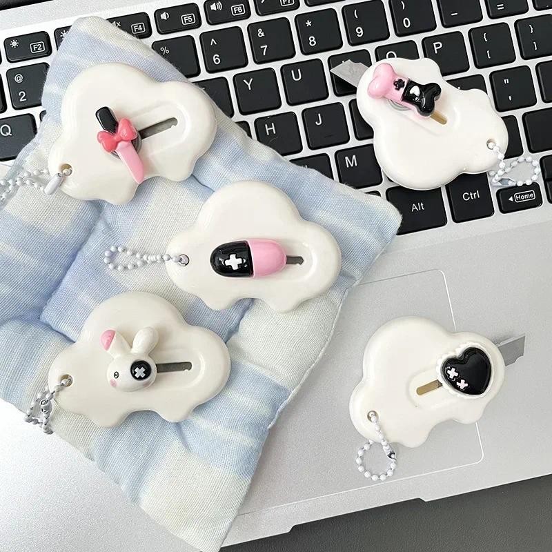 

1 Piece Sweet American Retro Y2K Folding Knife Mini Portable Cutter Box Kawaii Stationery Paper Cutter Cute School Supplies