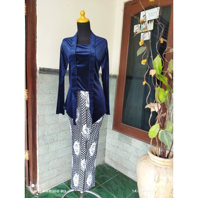 Baju KEBAYA KUTU BARU BlUDRU POLOS