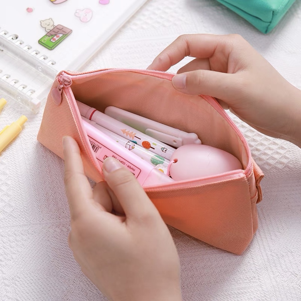 

9A. FREE PIN + Kotak Pensil Viral Polos Kain / Tempat Pensil Anak Bahan Kain Kartun Lucu Pin