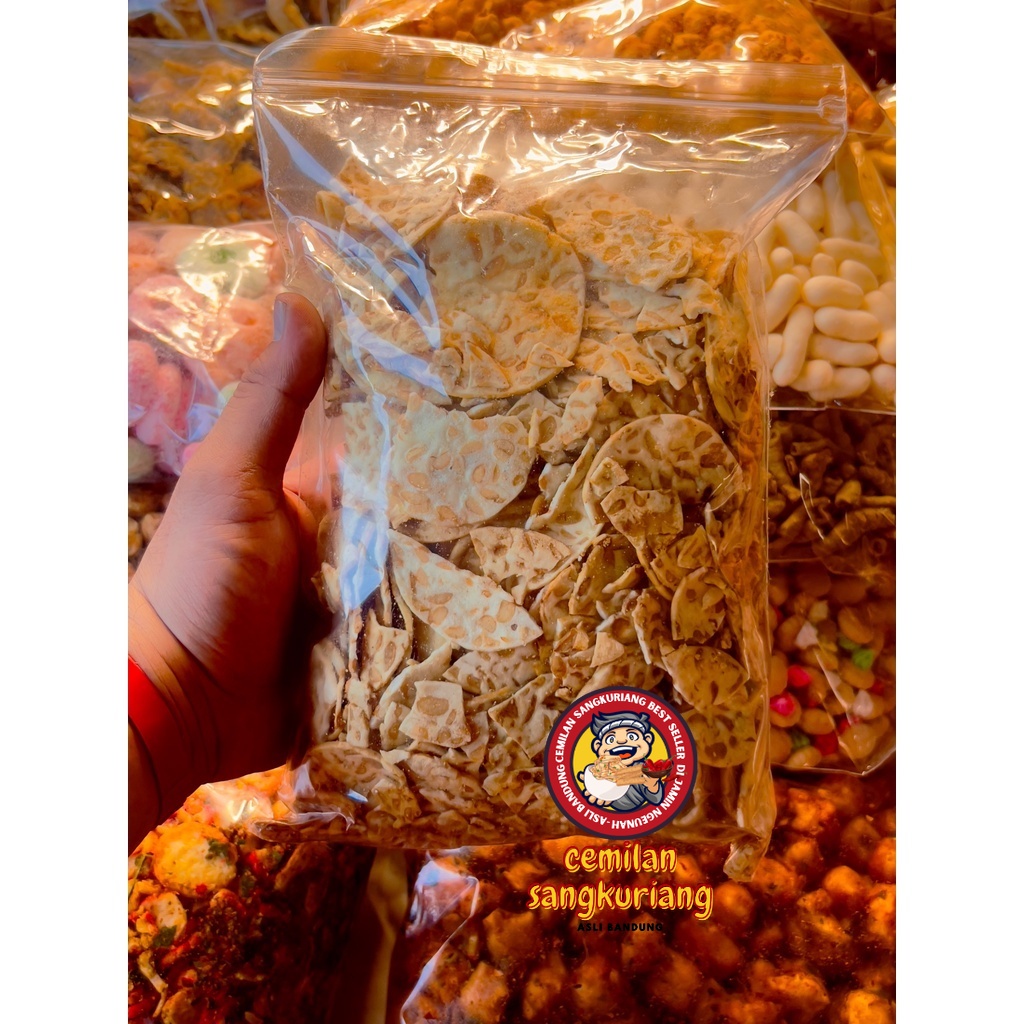 

KERIPIK TEMPE SAGU /KERIPIK TEMPE OVEN GURIH BERAT 250 gram /SNACK KILOAN AGEN SNACK