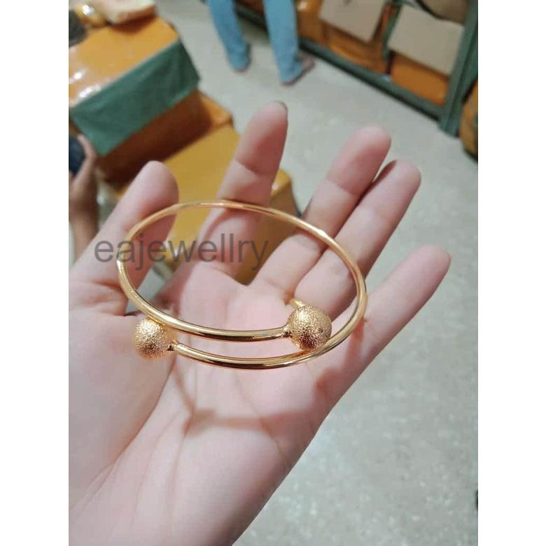 Model gelang emas bangle anti karat asli 24k mewah simple elegan perhiasan wanita titanium