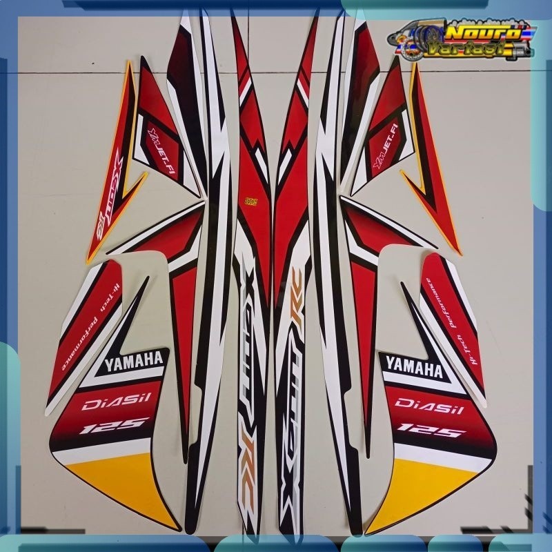 Stiker stiker striping motor yamaha xeon rc 125 2013 hitam kuning  standar bagus