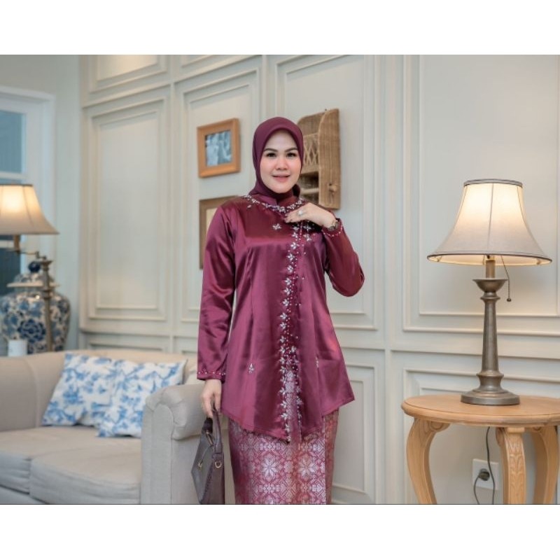 kebaya kurung melayu malaysia // kebaya kurung janggan payet // kebaya tafeta //baju kurung melayu