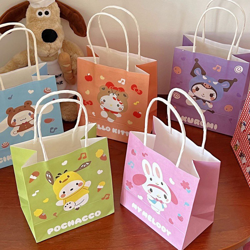 

Paper Bag Sanrio Kuromi Melodi Cinnamoroll 15x13x 8cm / Tas ulang tahun Sanrio lucu tas kemasan kertas kraft