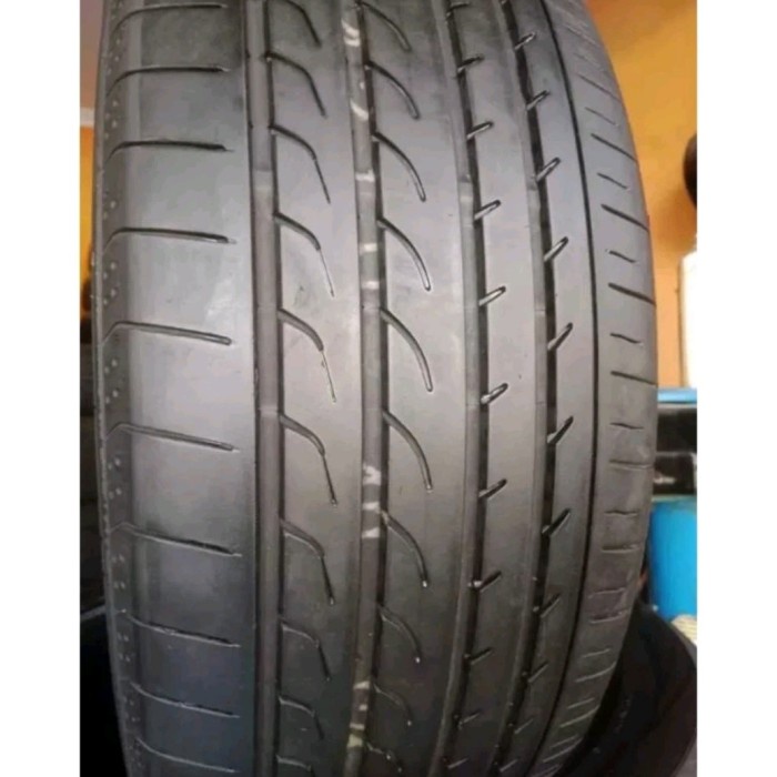 BAN MOBIL SECOUND COPOTAN UK 225/55
R18,MERK YOKOHAMA BLUEARTH MULUSS