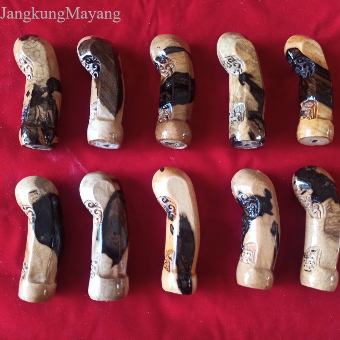 

Deder kayu timo antik
