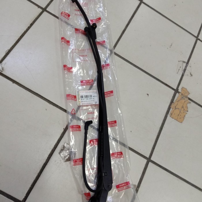 gagang wiper isuzu elf ori