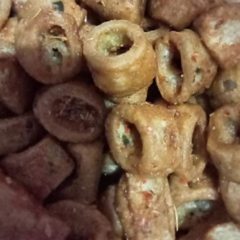 

SOTONG GORENG PEDAS DAUN JERUK SNACK KERING CAMILAN CEMILAN MAKANAN KERING MURAH KILOAN DIJAMIN FRESH HALAL BARANG BARU RASA ENAK GURIH MANIS ASIN RENYAH MOROTUKU SNACK