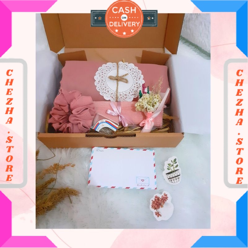 

BINGKISAN KADO ULTAH PASANGAN PACAR ISTRI MANTAN ISIAN MINI DAN BESAR / HAMPERS HIJAB GIFT BOX KADO WISUDA KADO ULANG TAHUN HAMPERS WISUDA KADO CEWEK / BONUS GIFT CRAD UCAPAN