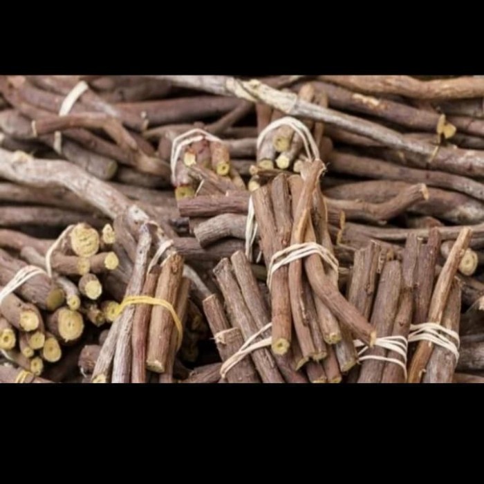 

Kayu Manis / Kayu Legi / Obat Herbal Alami (1kg)